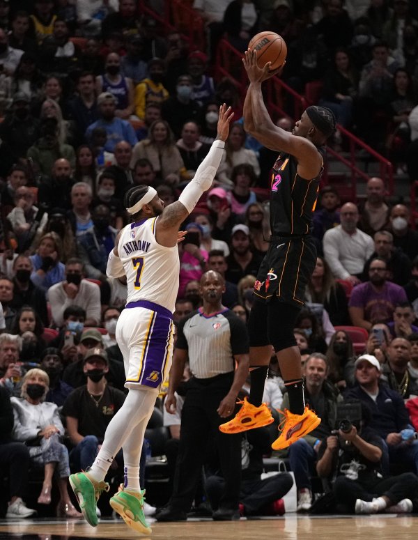 Butler> Anthony? Meiji: Nếu
