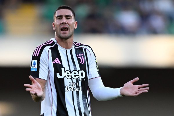 Truyền thông Italy: Vlahovic